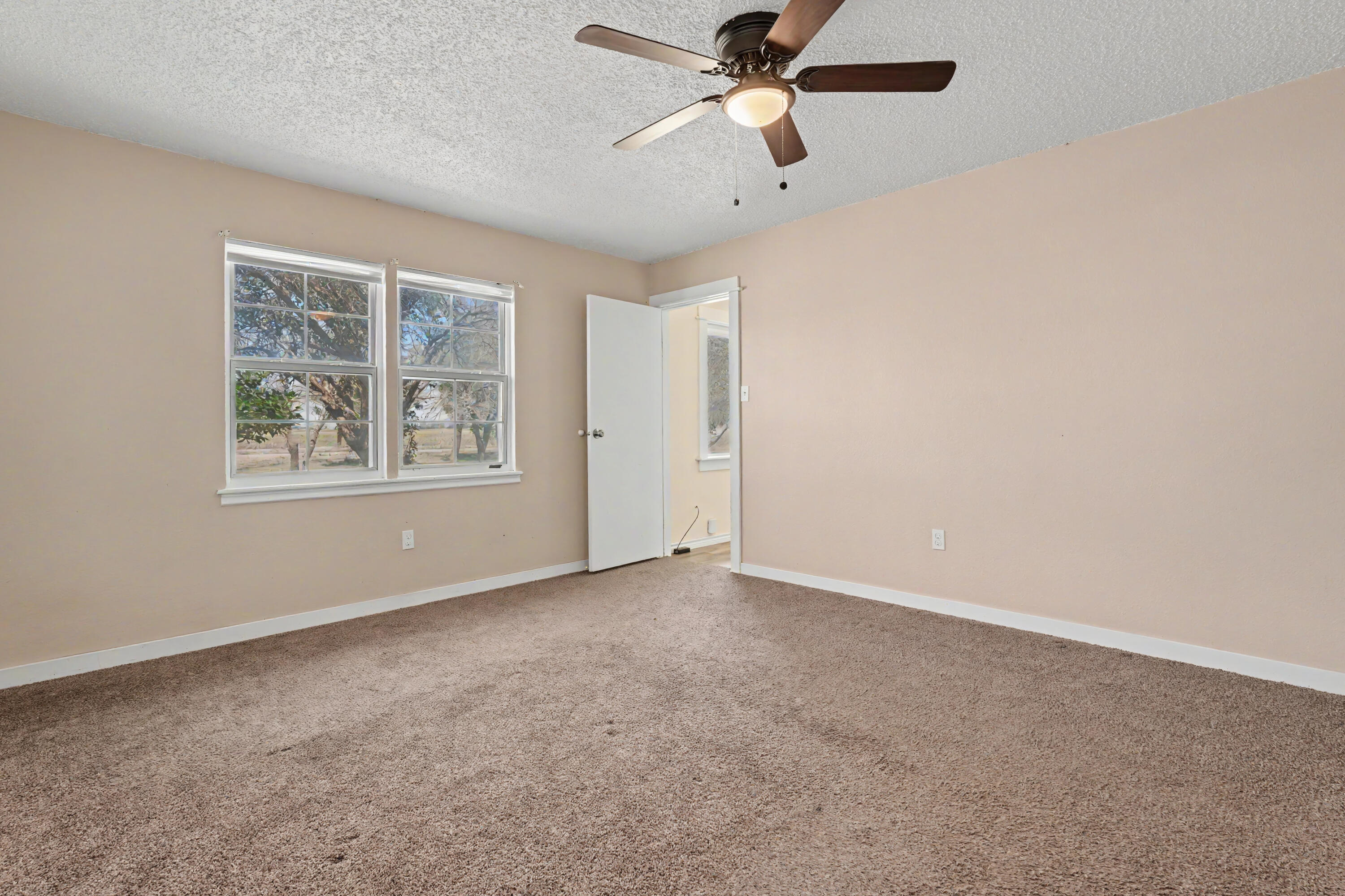 3006 N County Road 3500