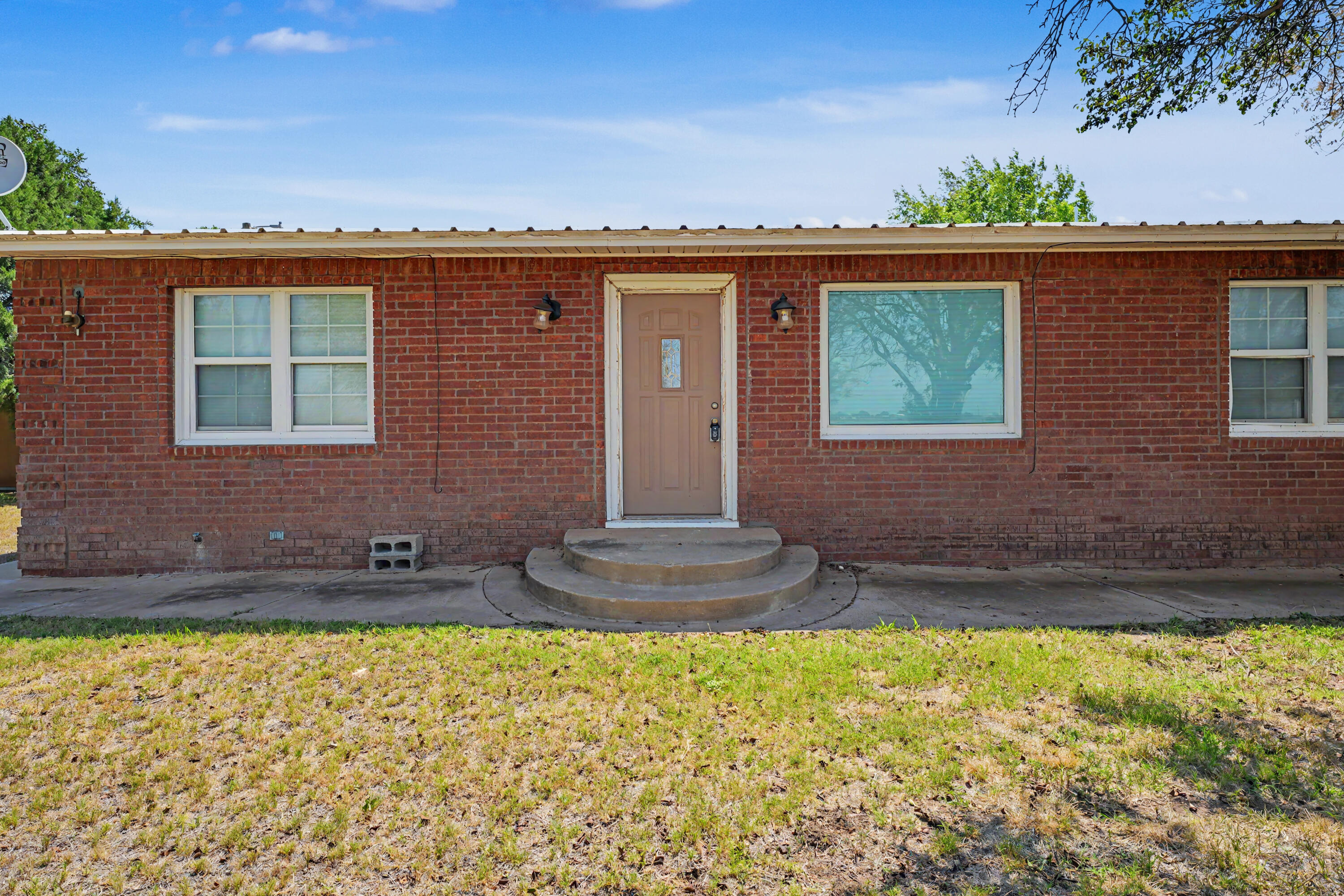 3006 N County Road 3500