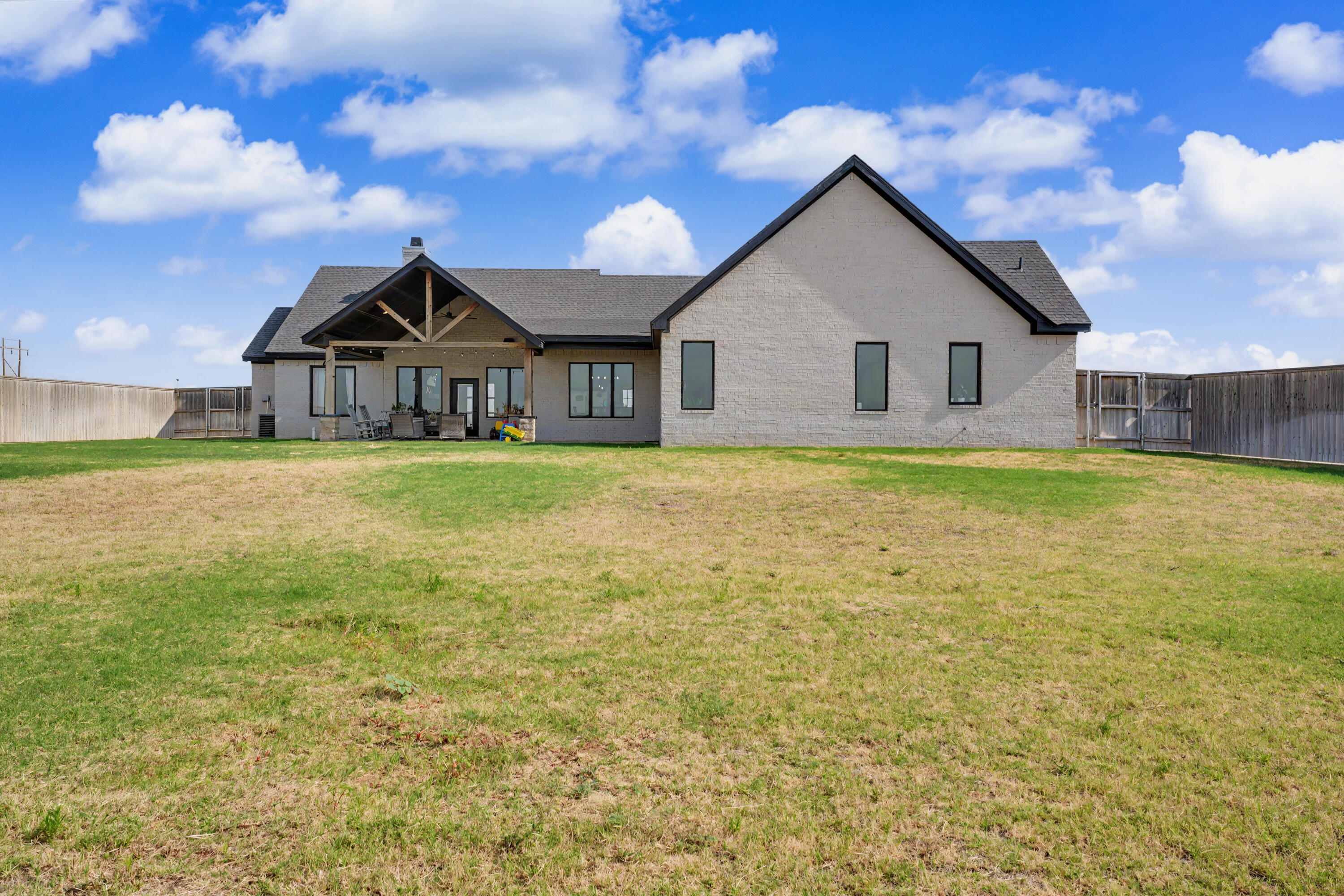 3021 County Road 6000