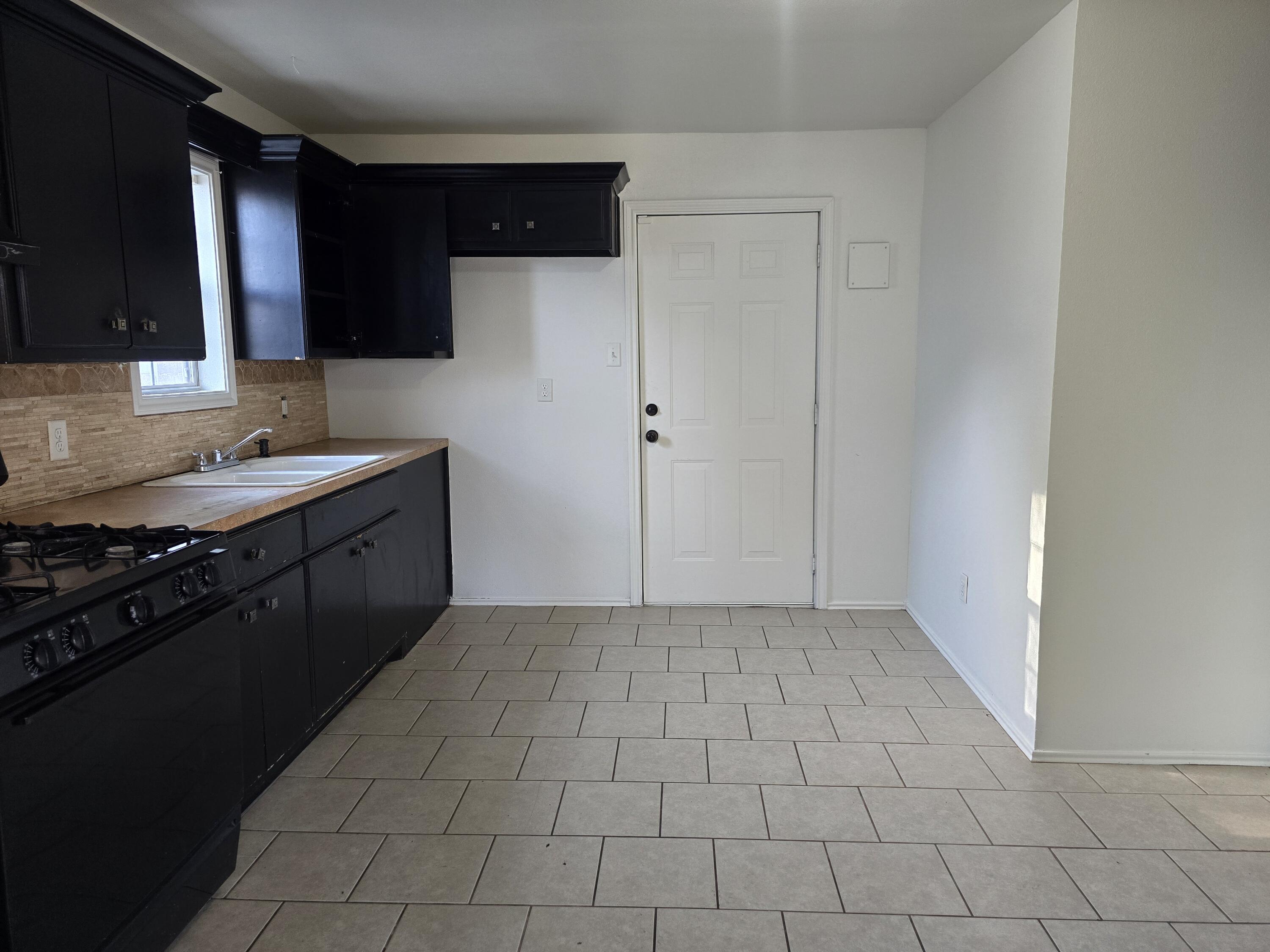 2904 Baylor Street