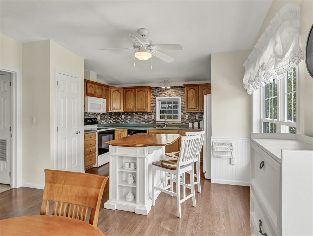 10 Woodridge Rd