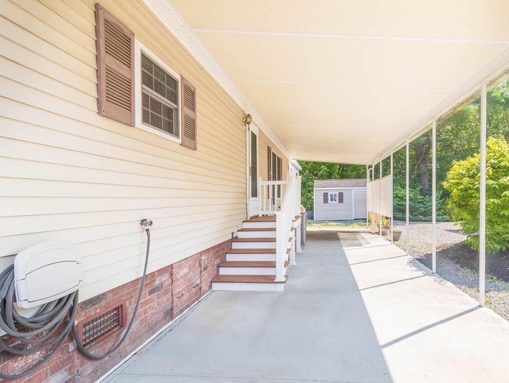 10 Woodridge Rd