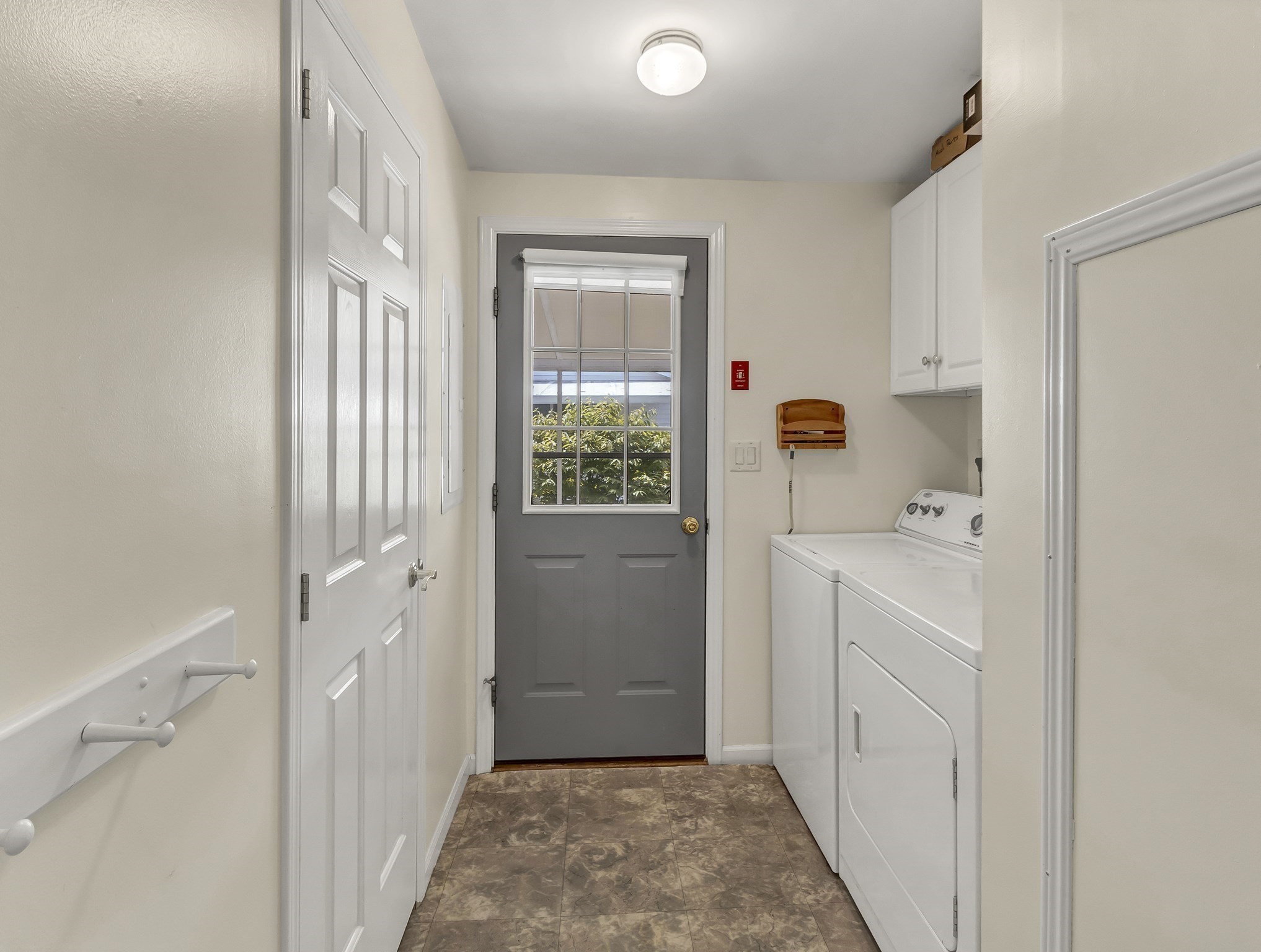 10 Woodridge Rd