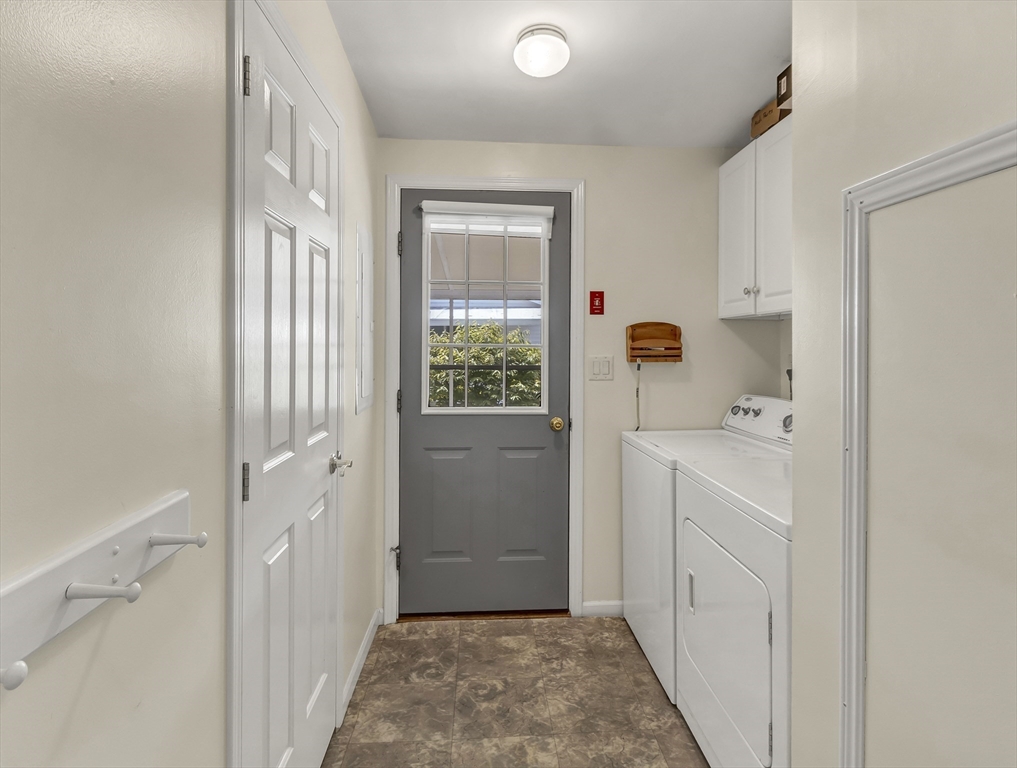 10 Woodridge Rd