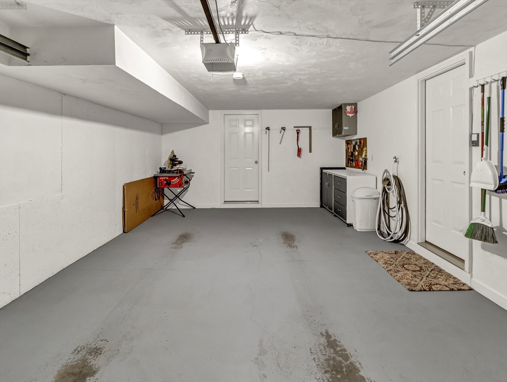 37 Dennis St # 11