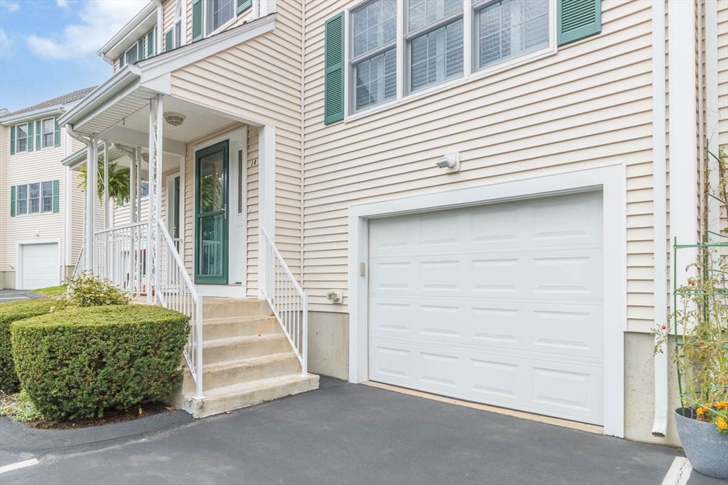 37 Dennis St # 14