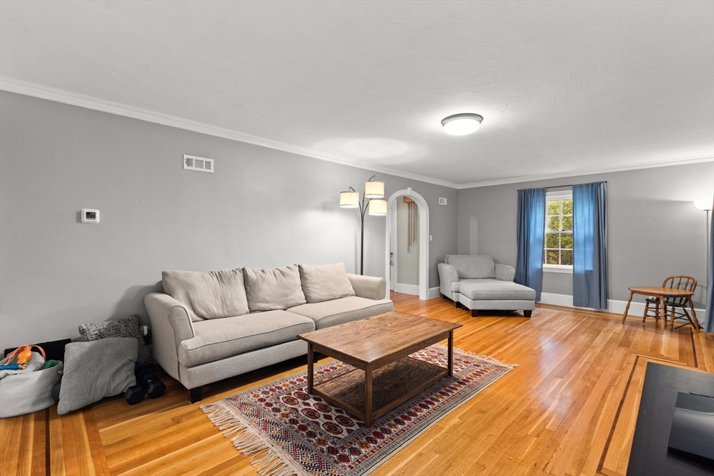 220 S Main St