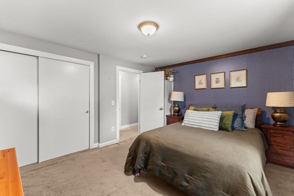 180 Old Elm St