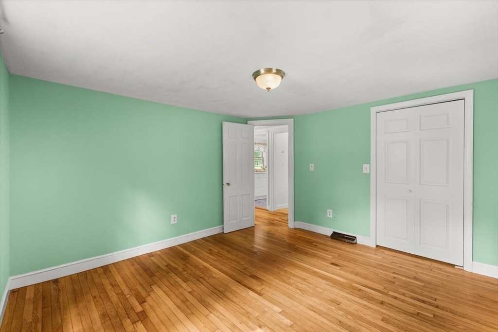 83 River Rd