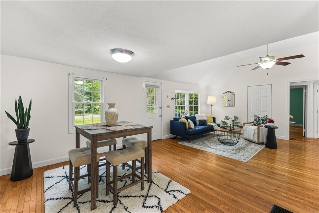 83 River Rd
