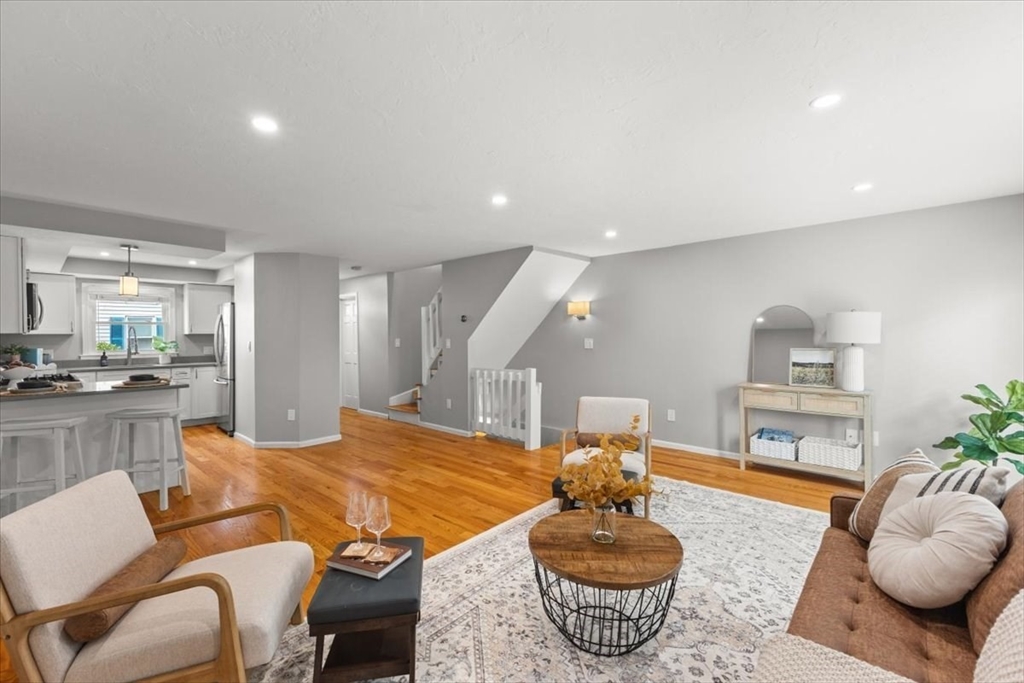 16 East St # 2