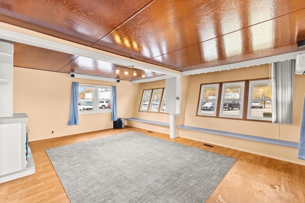 130 E Washington St # 9