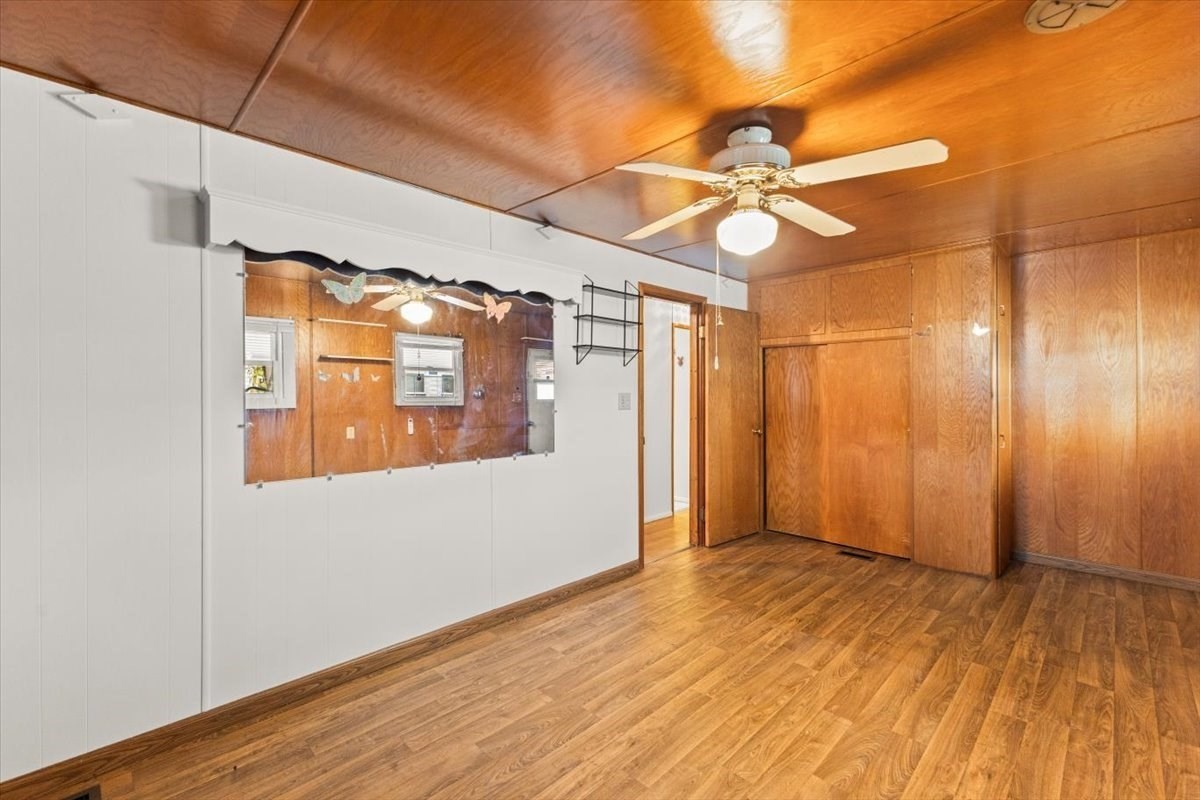 130 E Washington St # 9