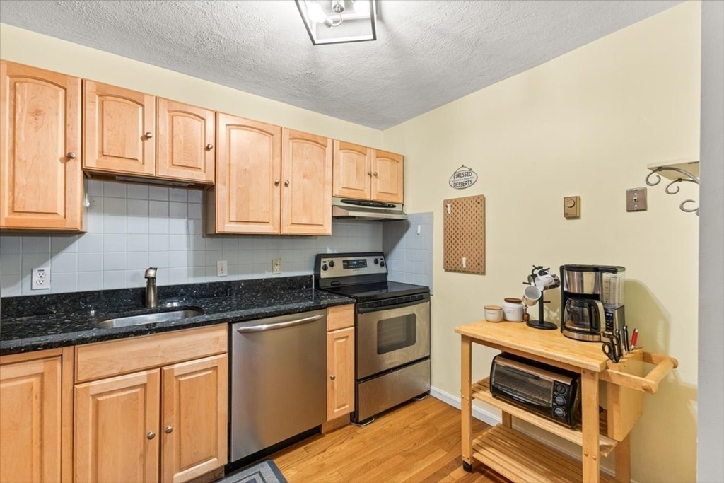4 Erick Rd # 98