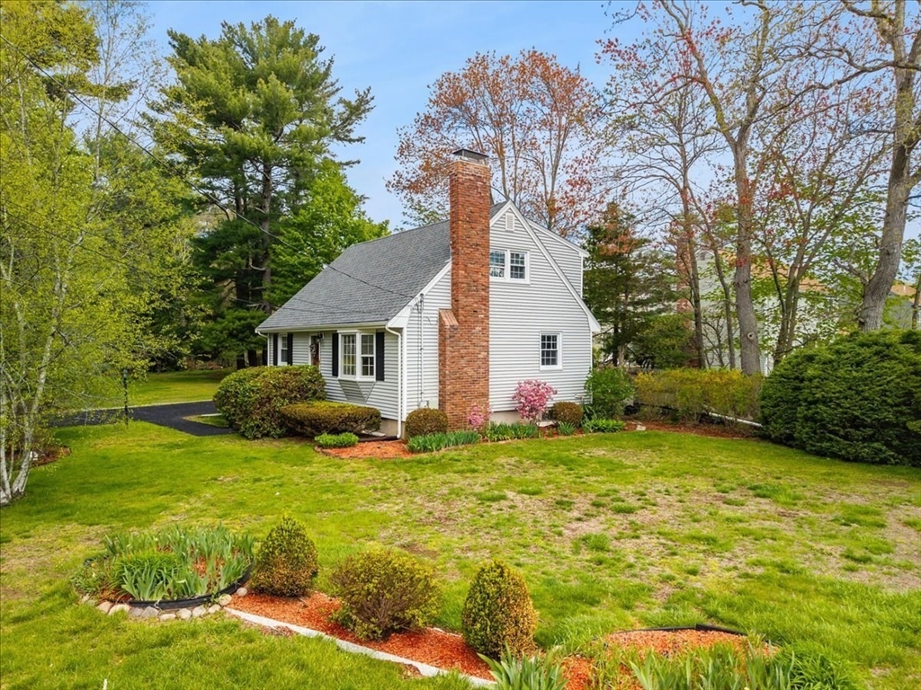 7 Glen Echo Blvd