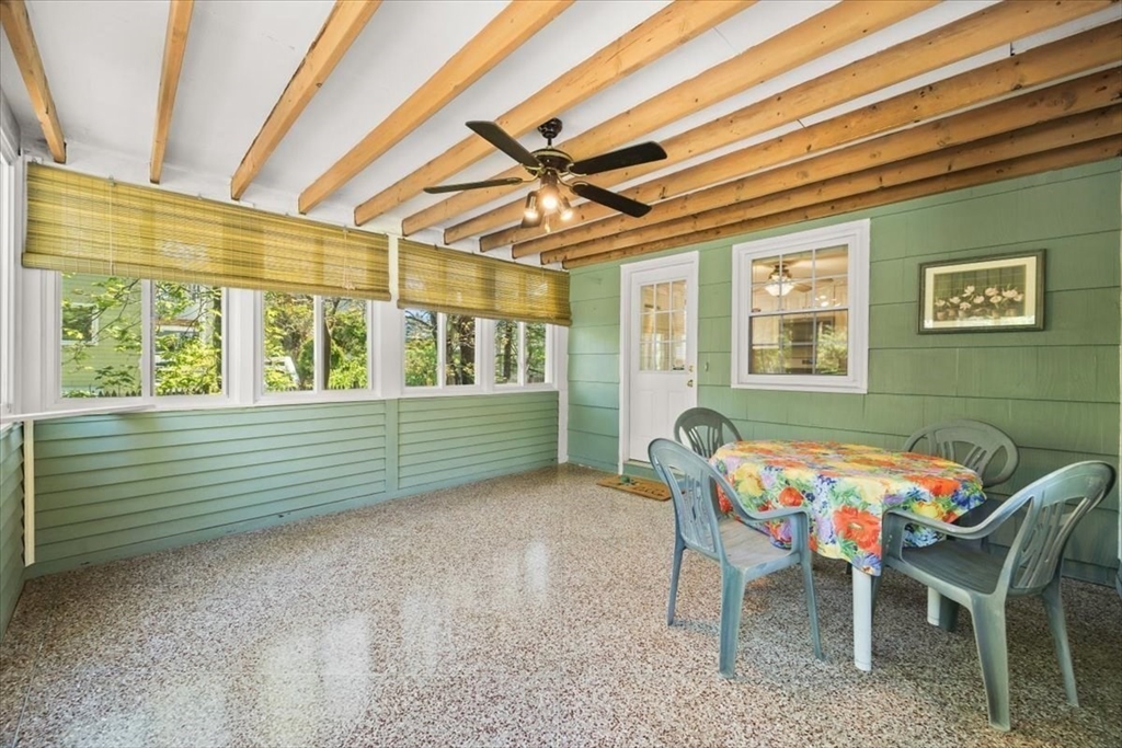 7 Glen Echo Blvd