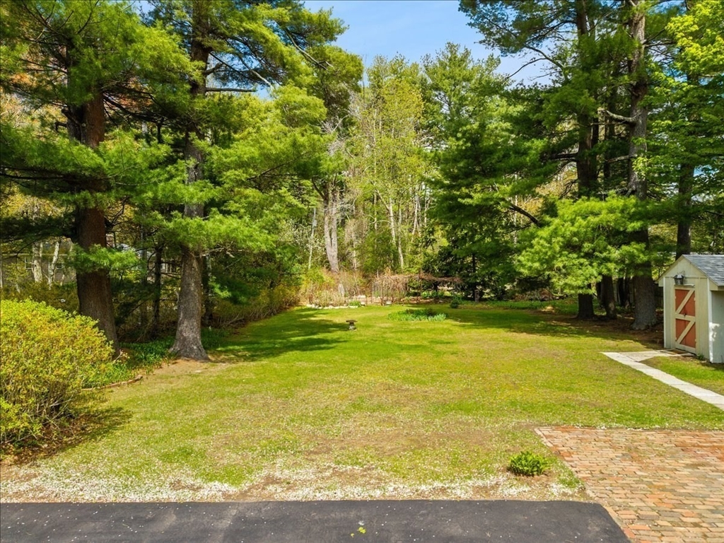7 Glen Echo Blvd