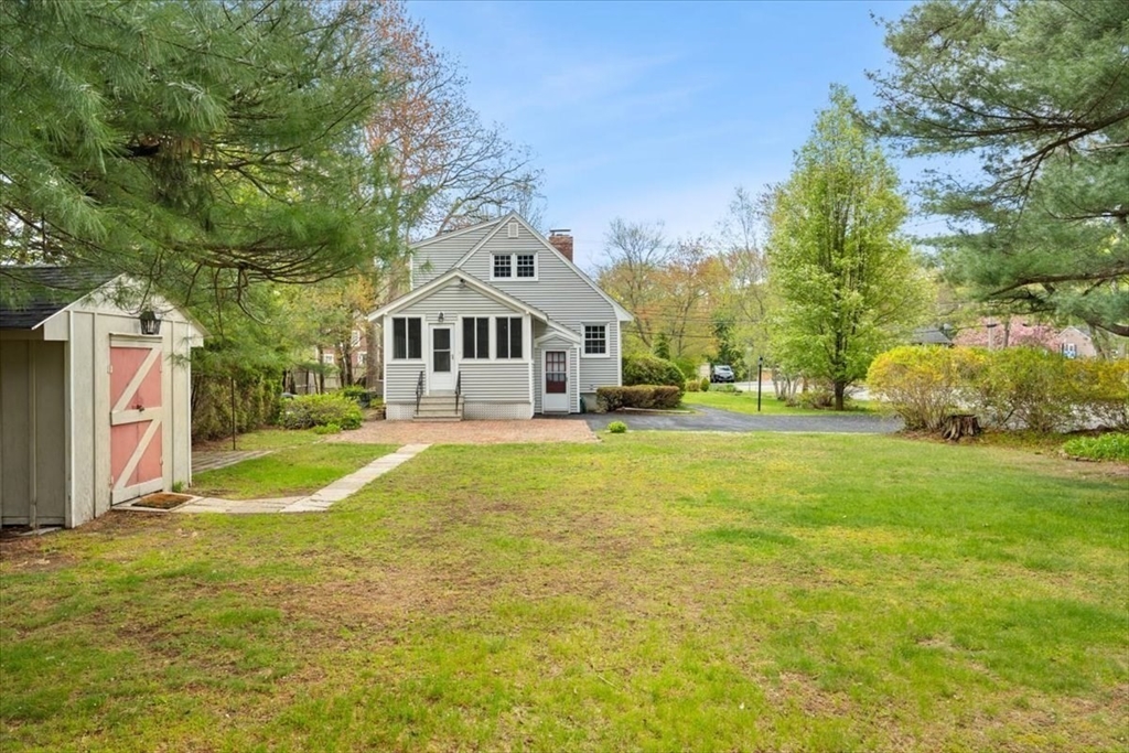 7 Glen Echo Blvd