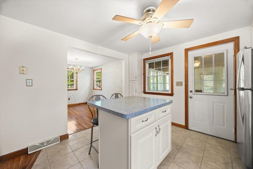 7 Glen Echo Blvd