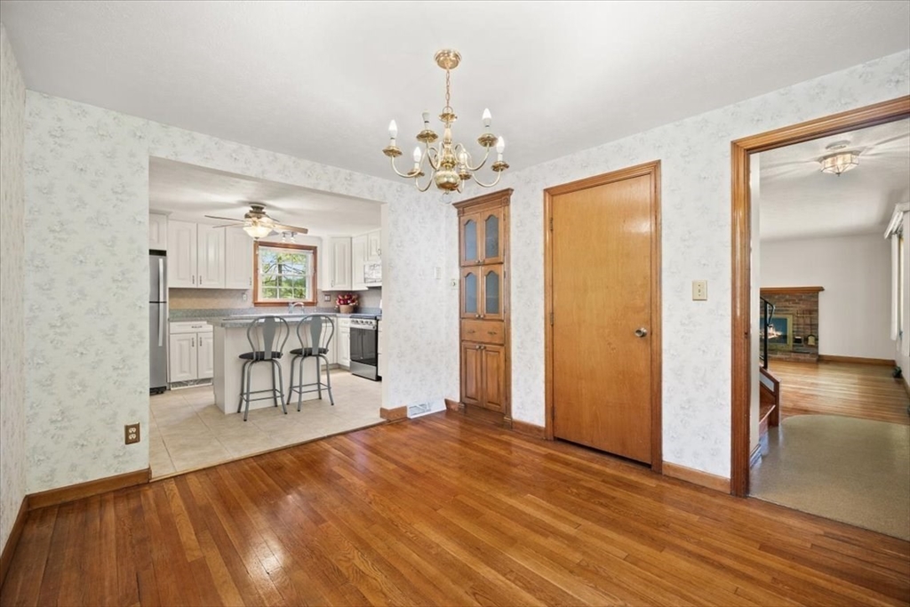 7 Glen Echo Blvd