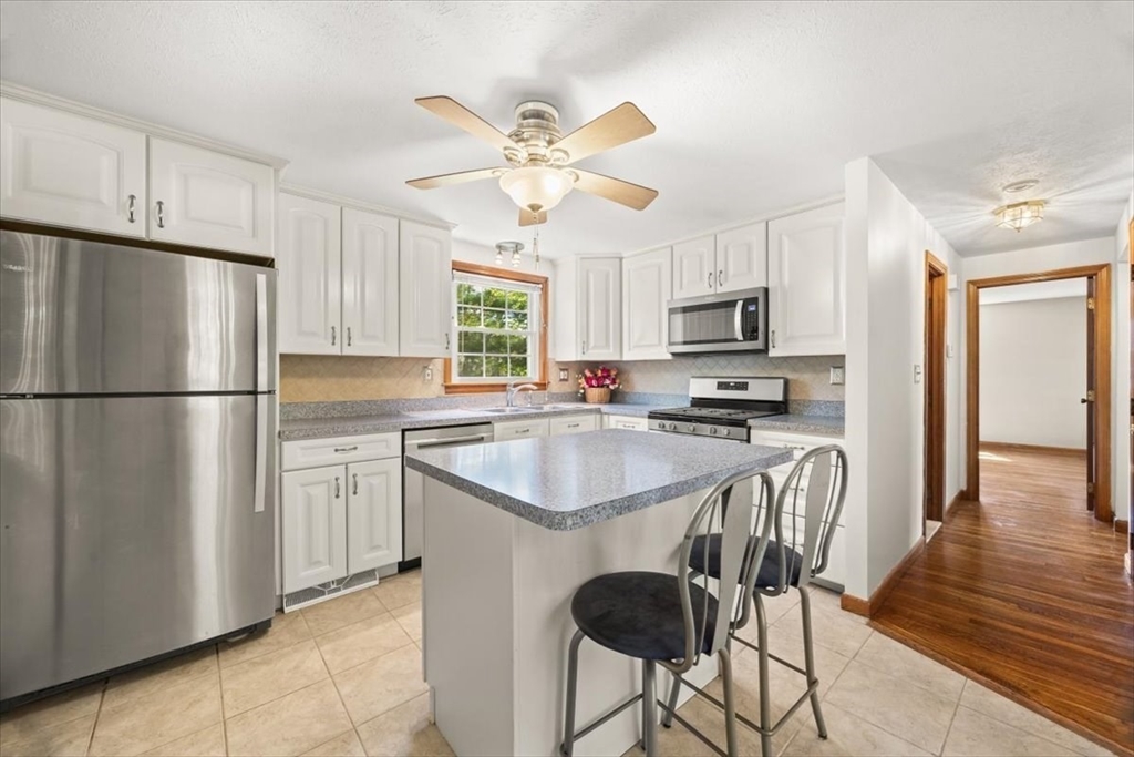 7 Glen Echo Blvd