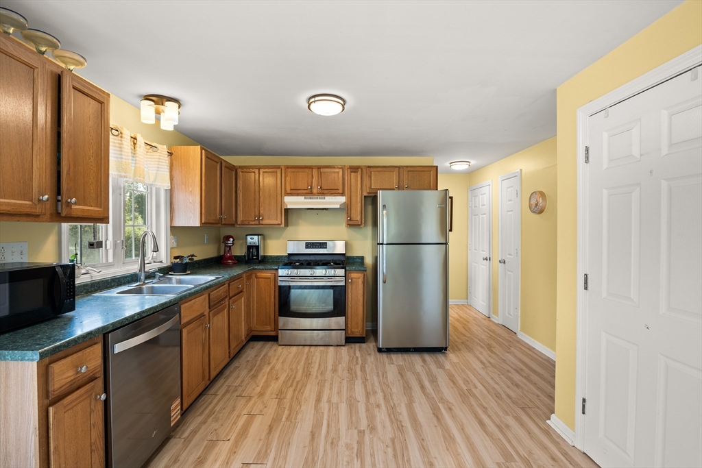 6 Conner Ct # 6
