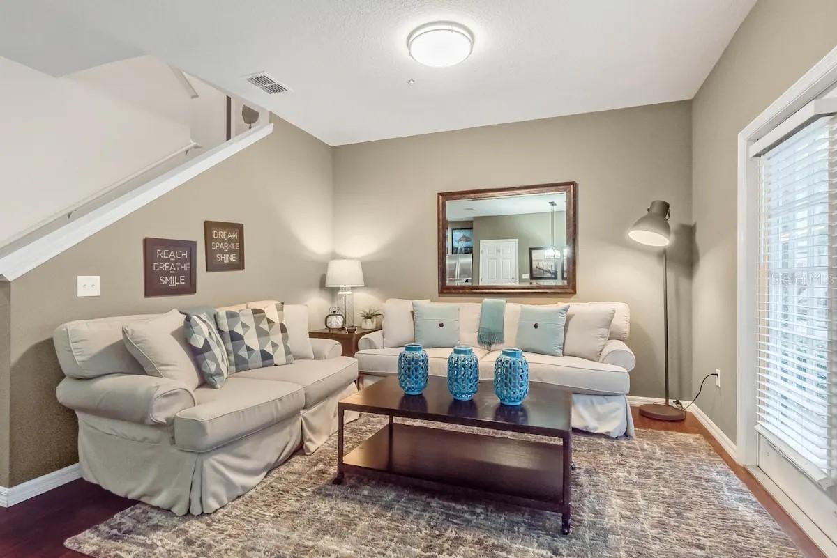 3214 GOLD LN