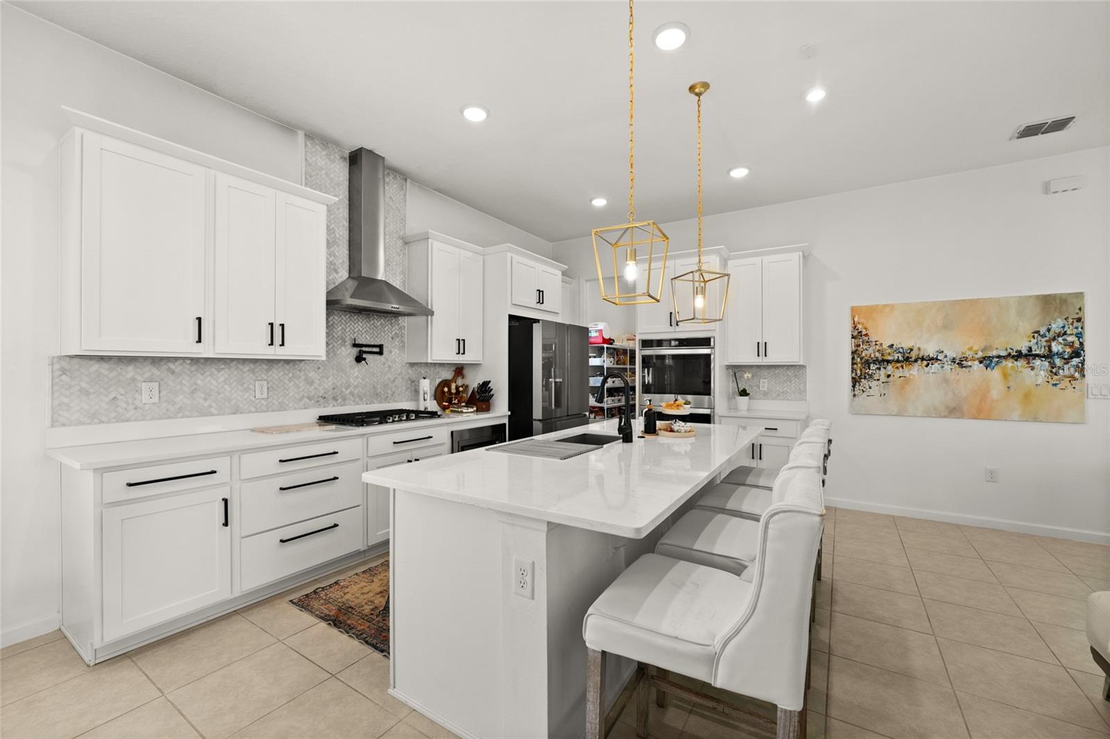 7409 INLET PT