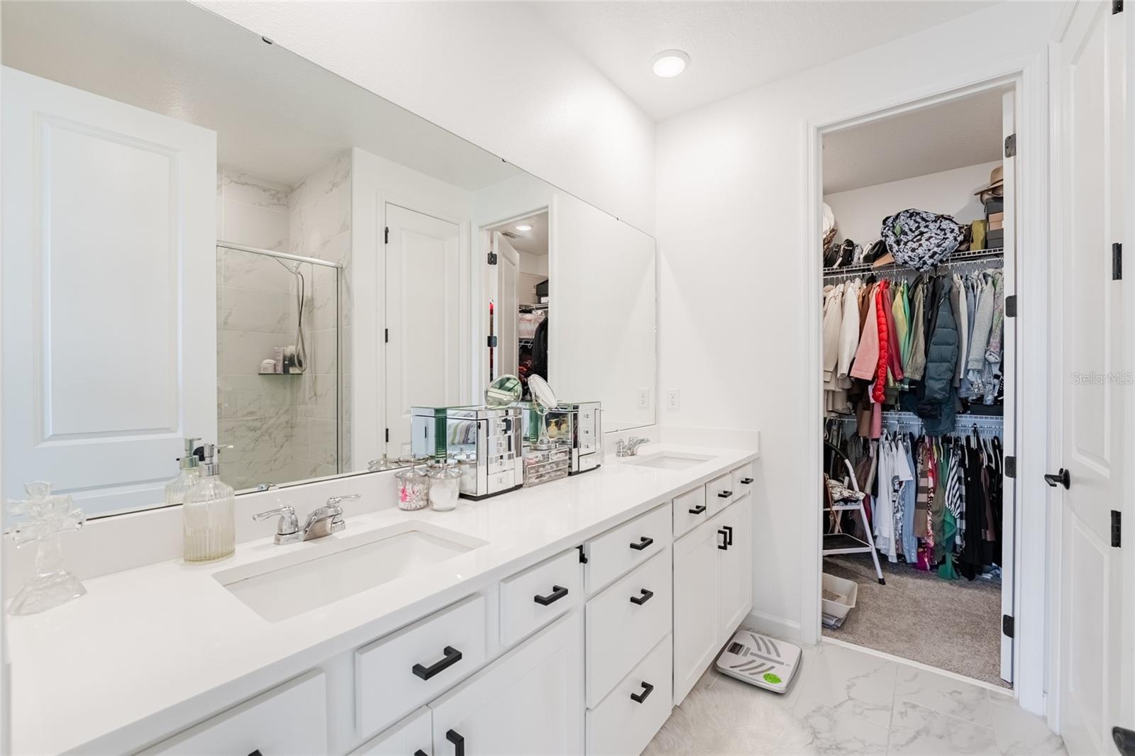7409 INLET PT