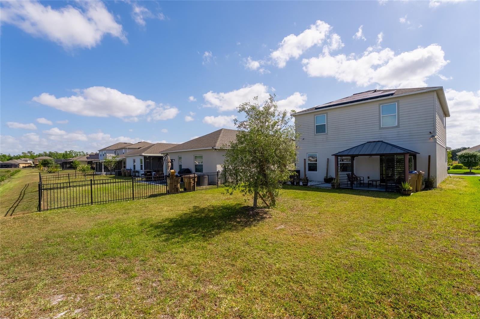 2294 CANYON BREEZE AVE AVE