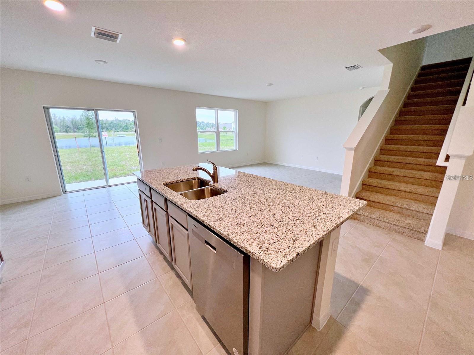 6820 CRANES ROOST RD