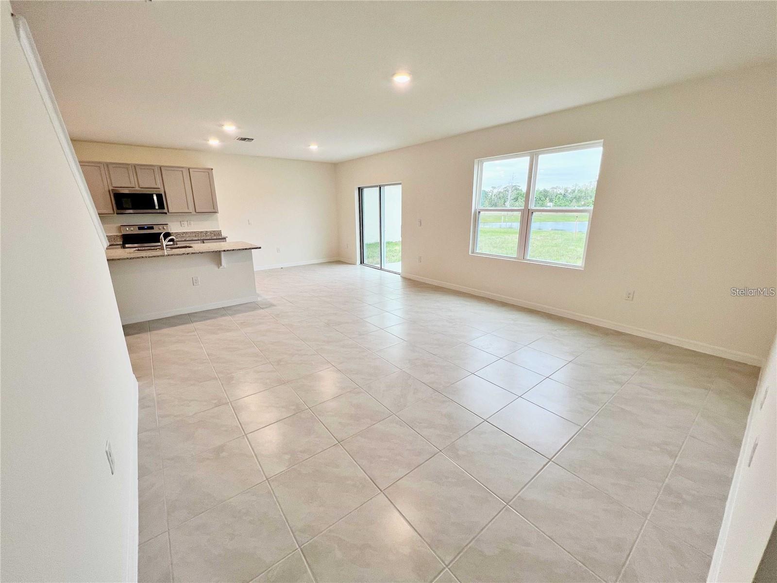 6820 CRANES ROOST RD