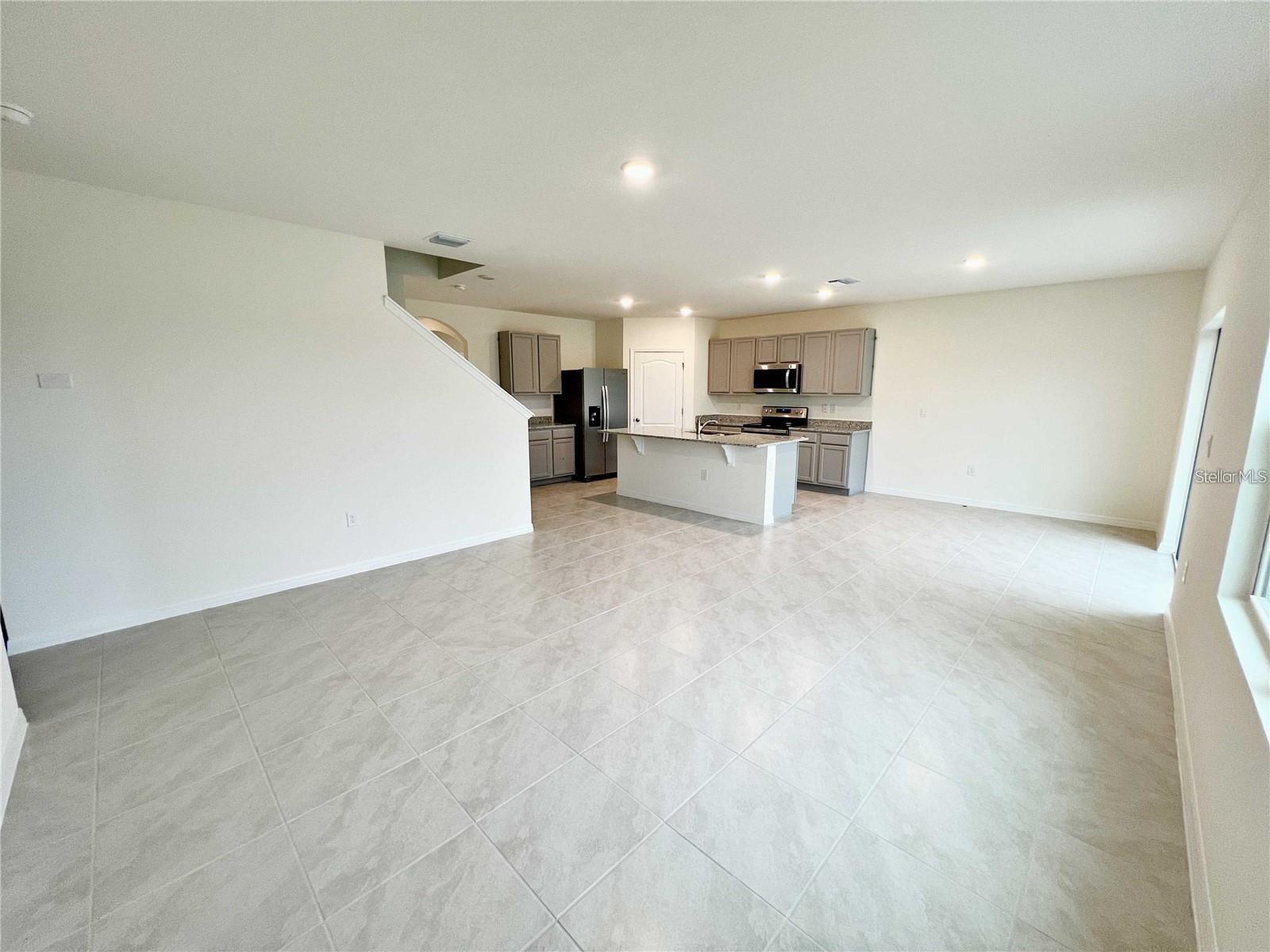 6820 CRANES ROOST RD