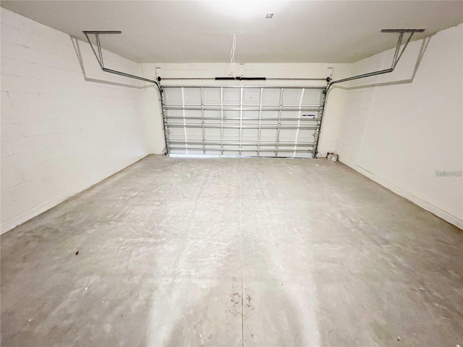 6820 CRANES ROOST RD