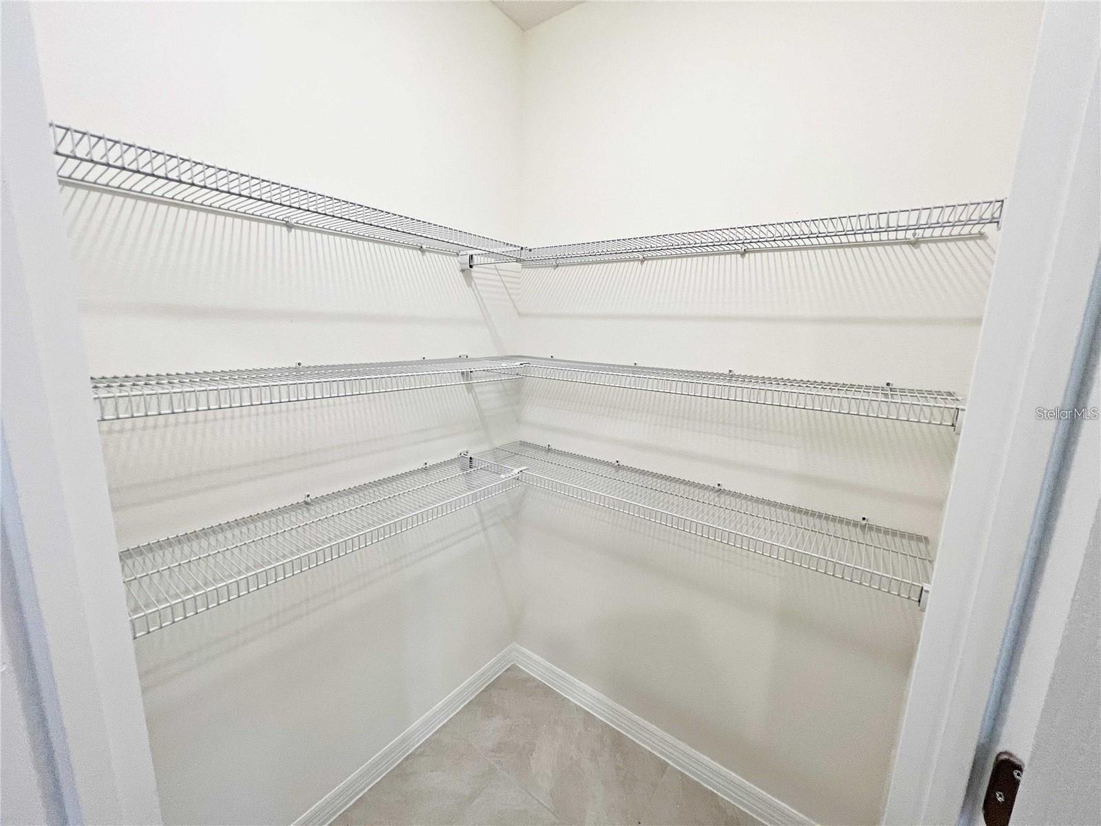 6820 CRANES ROOST RD