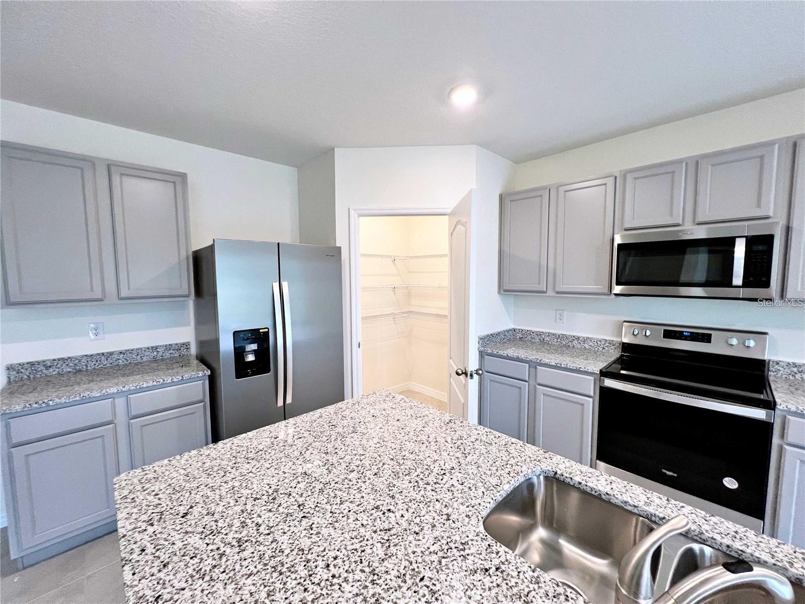 6820 CRANES ROOST RD