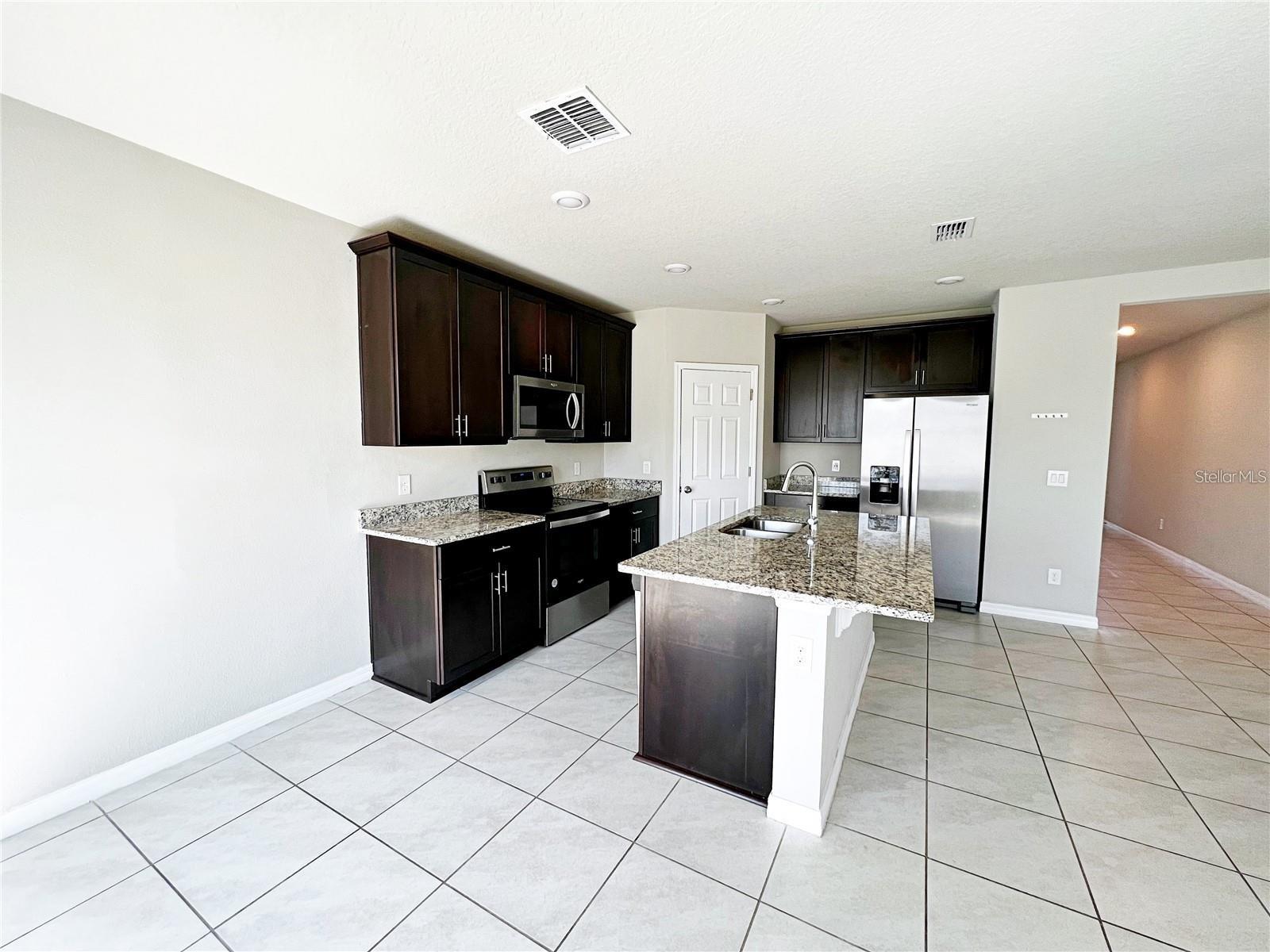 464 PATRICIA ALFORD DR