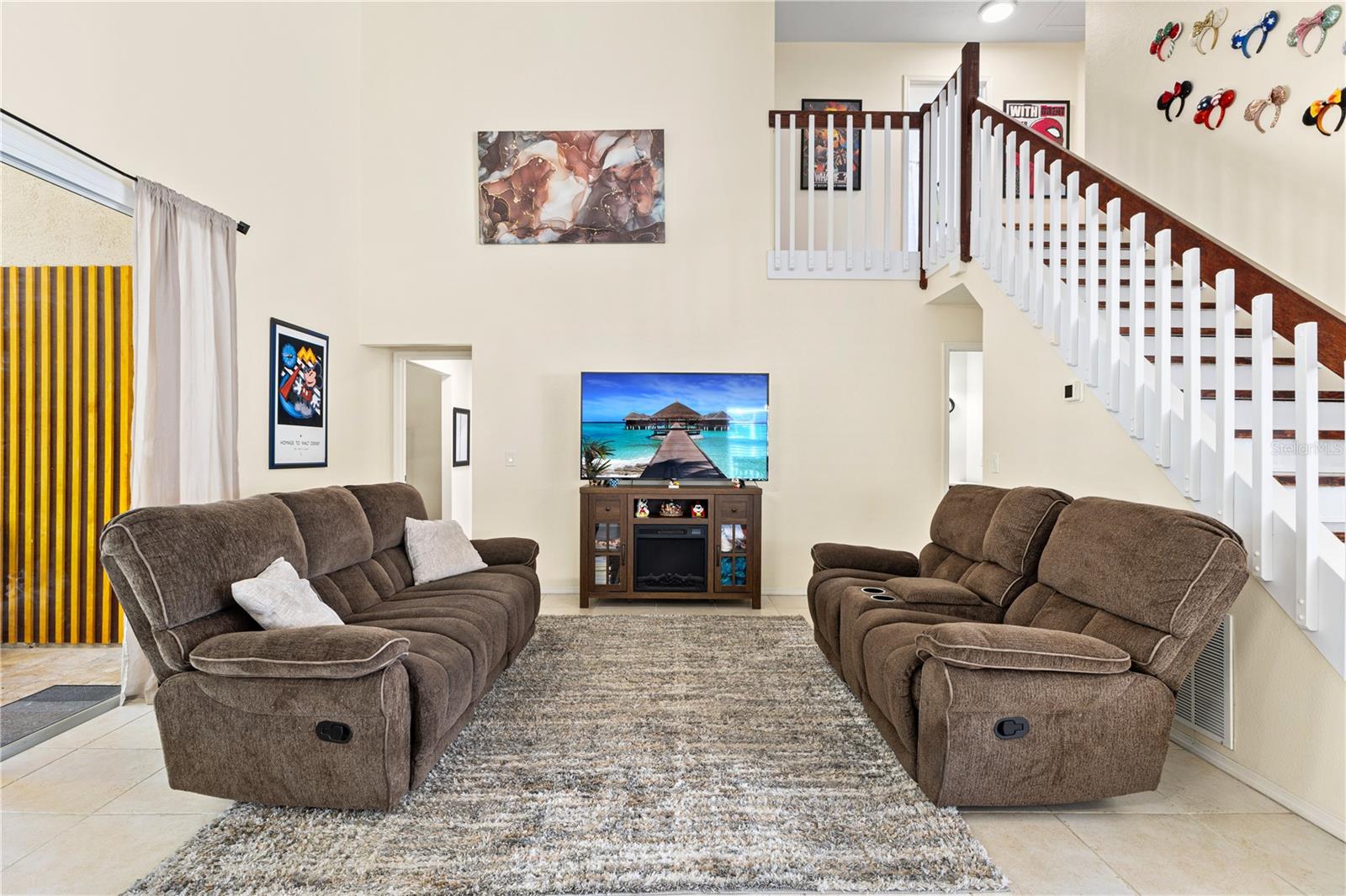 2629 CHATHAM CIR