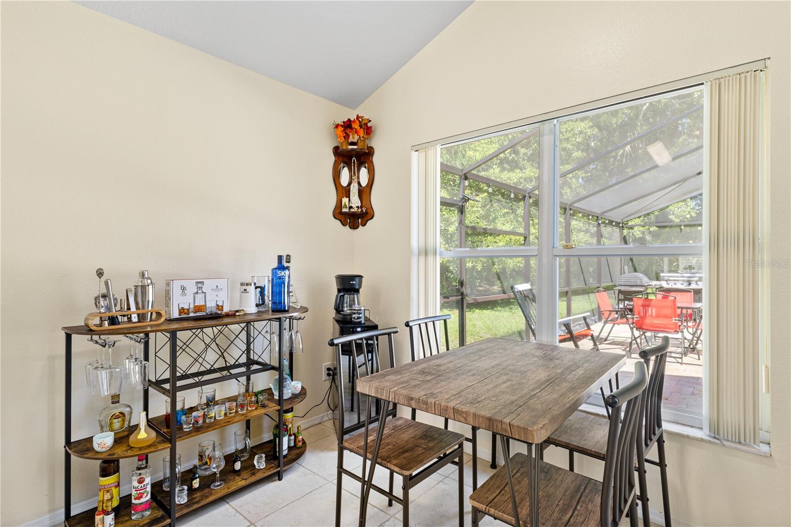 2629 CHATHAM CIR