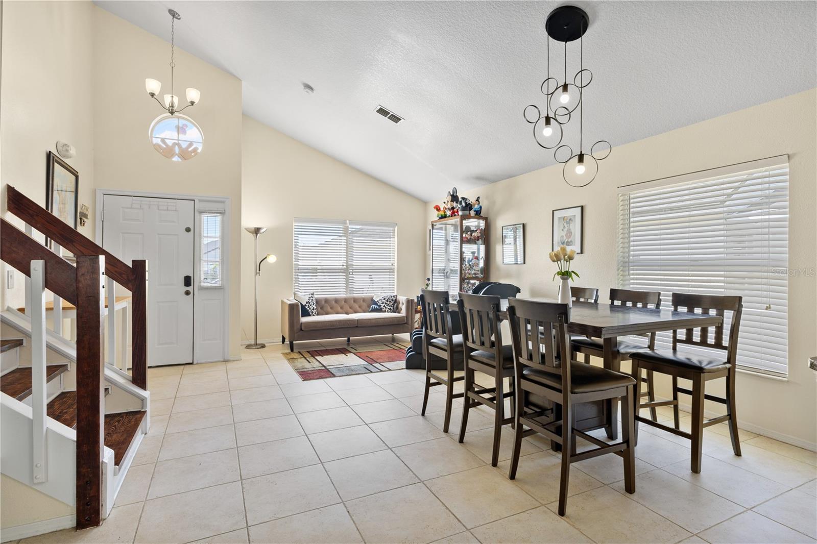 2629 CHATHAM CIR