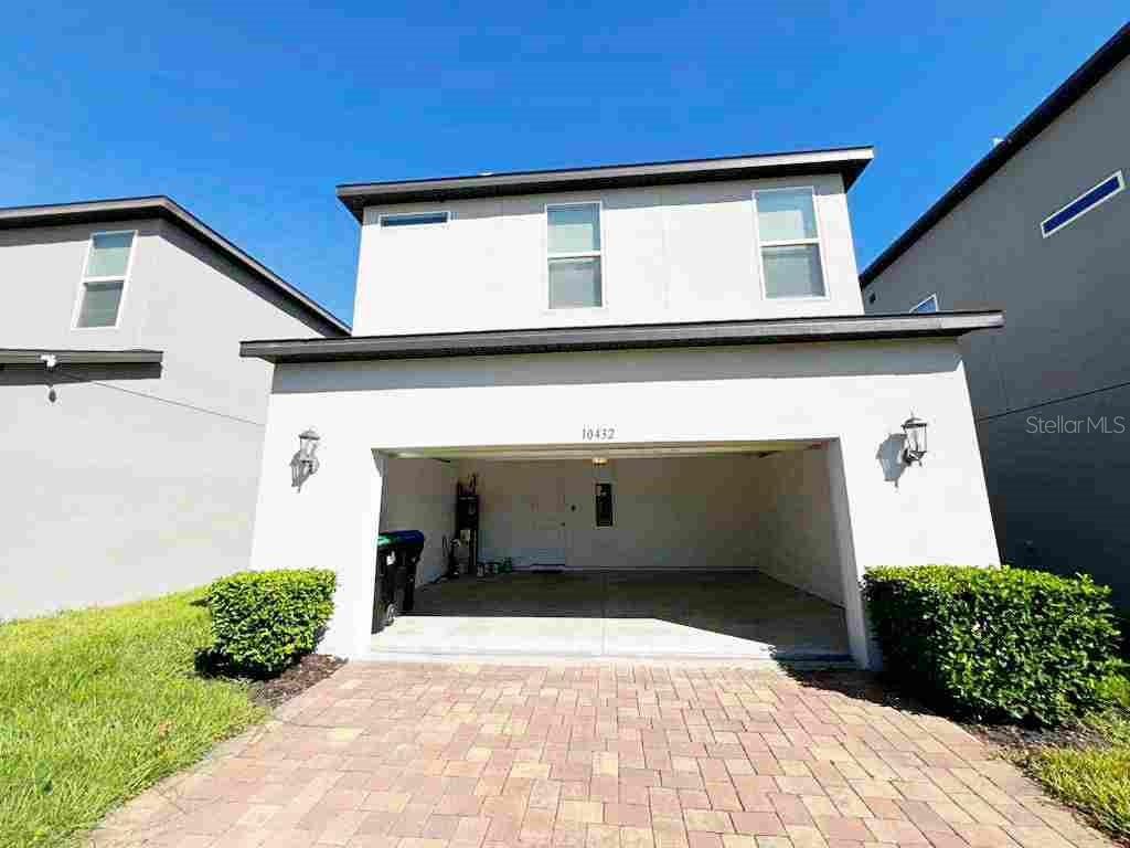 10432 AUSTRINA OAK LOOP