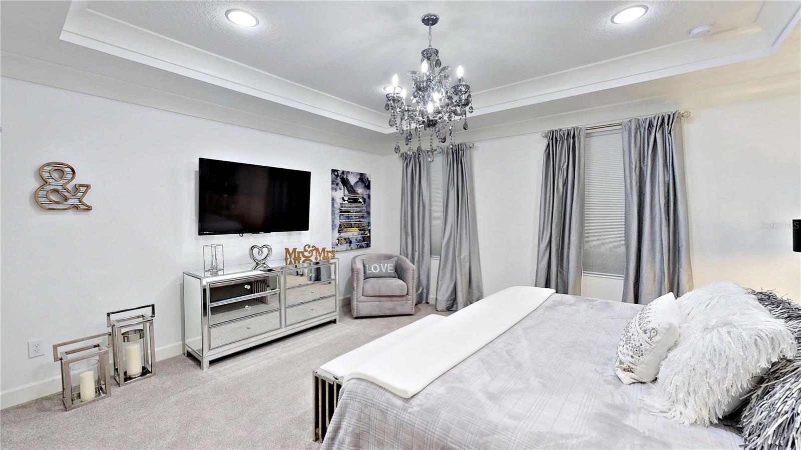 6160 HAMLIN RESERVE BLVD