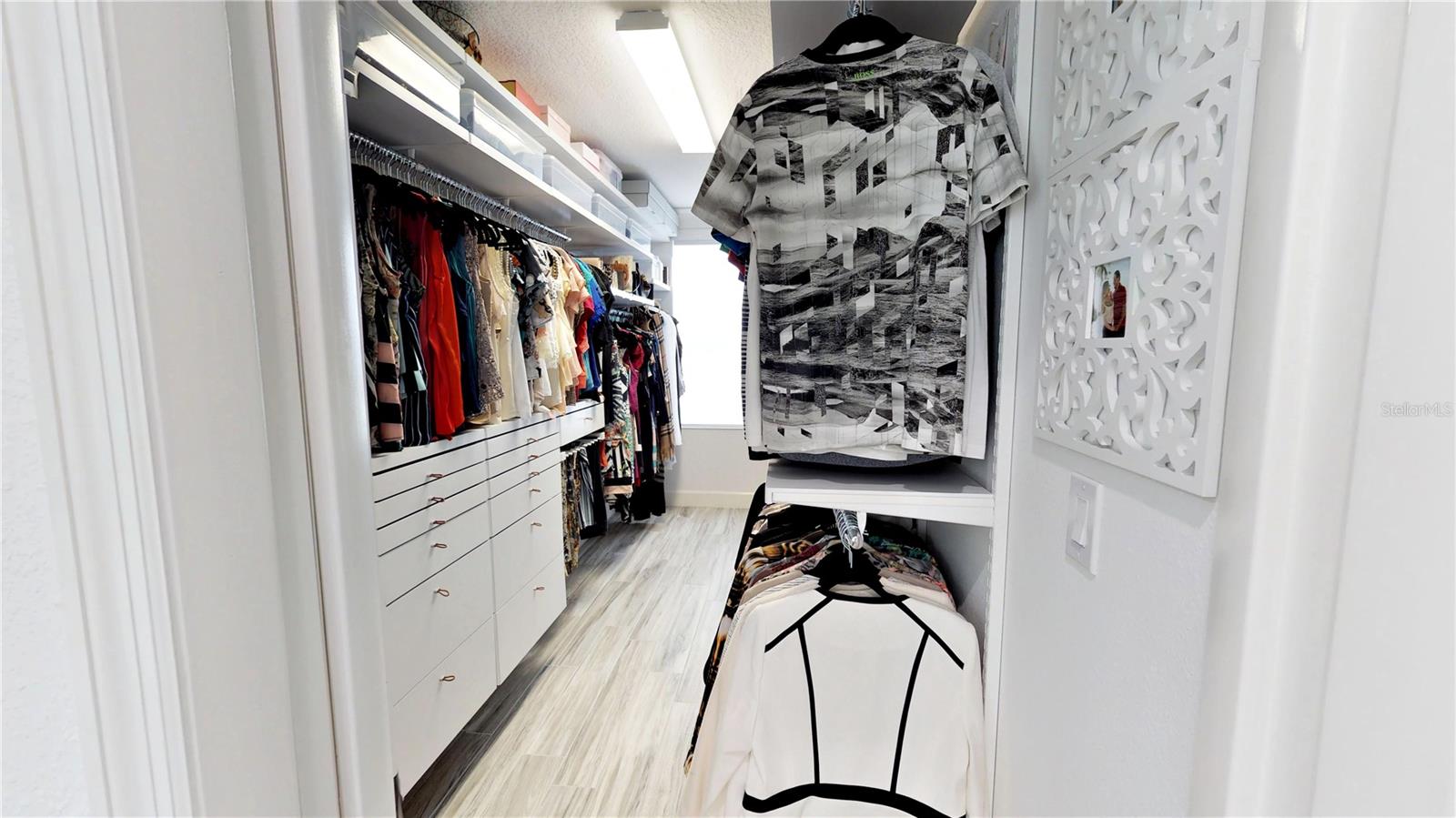 6160 HAMLIN RESERVE BLVD