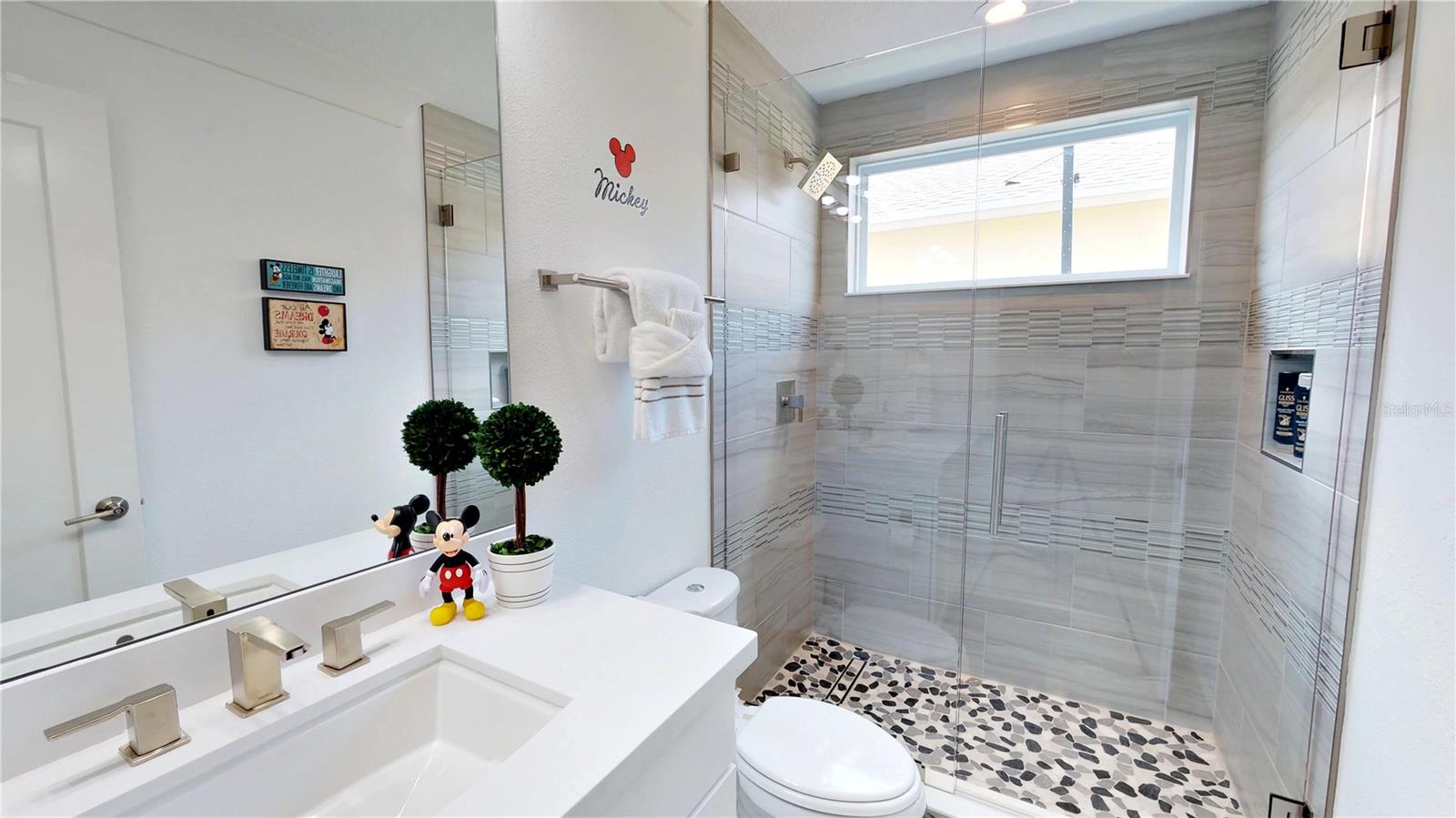 6160 HAMLIN RESERVE BLVD