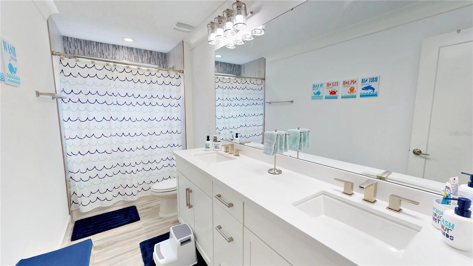 6160 HAMLIN RESERVE BLVD