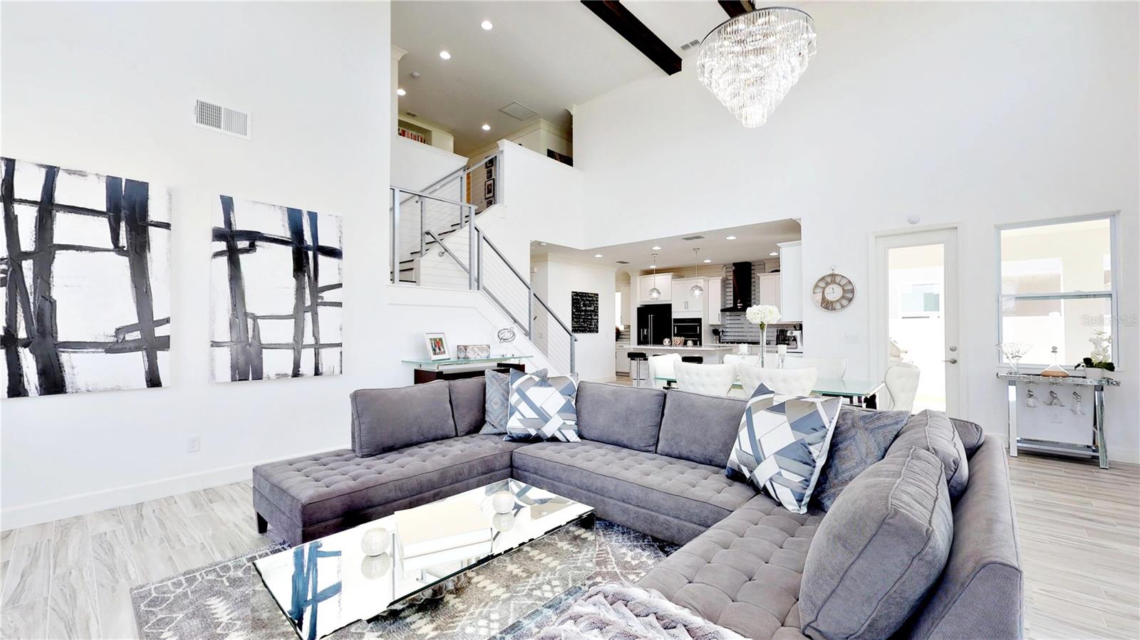 6160 HAMLIN RESERVE BLVD