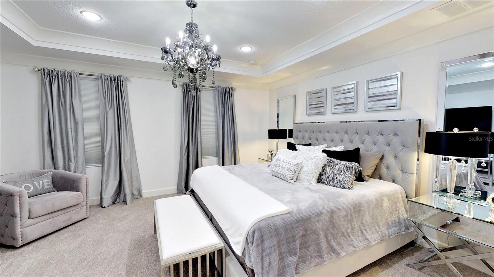 6160 HAMLIN RESERVE BLVD