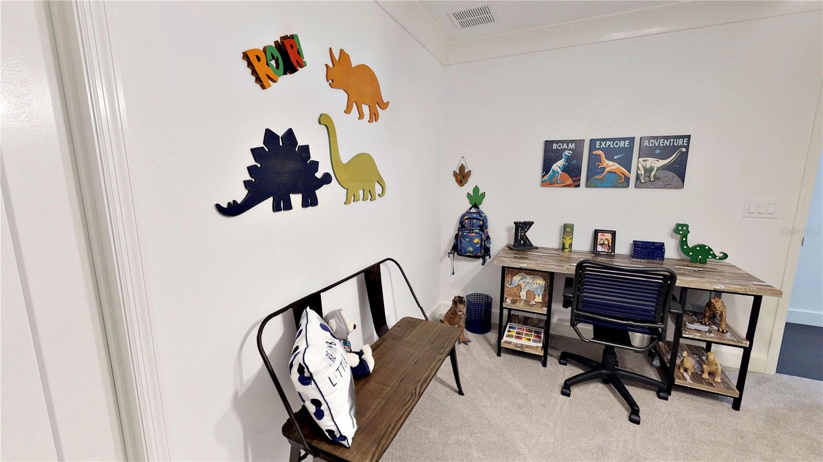 6160 HAMLIN RESERVE BLVD