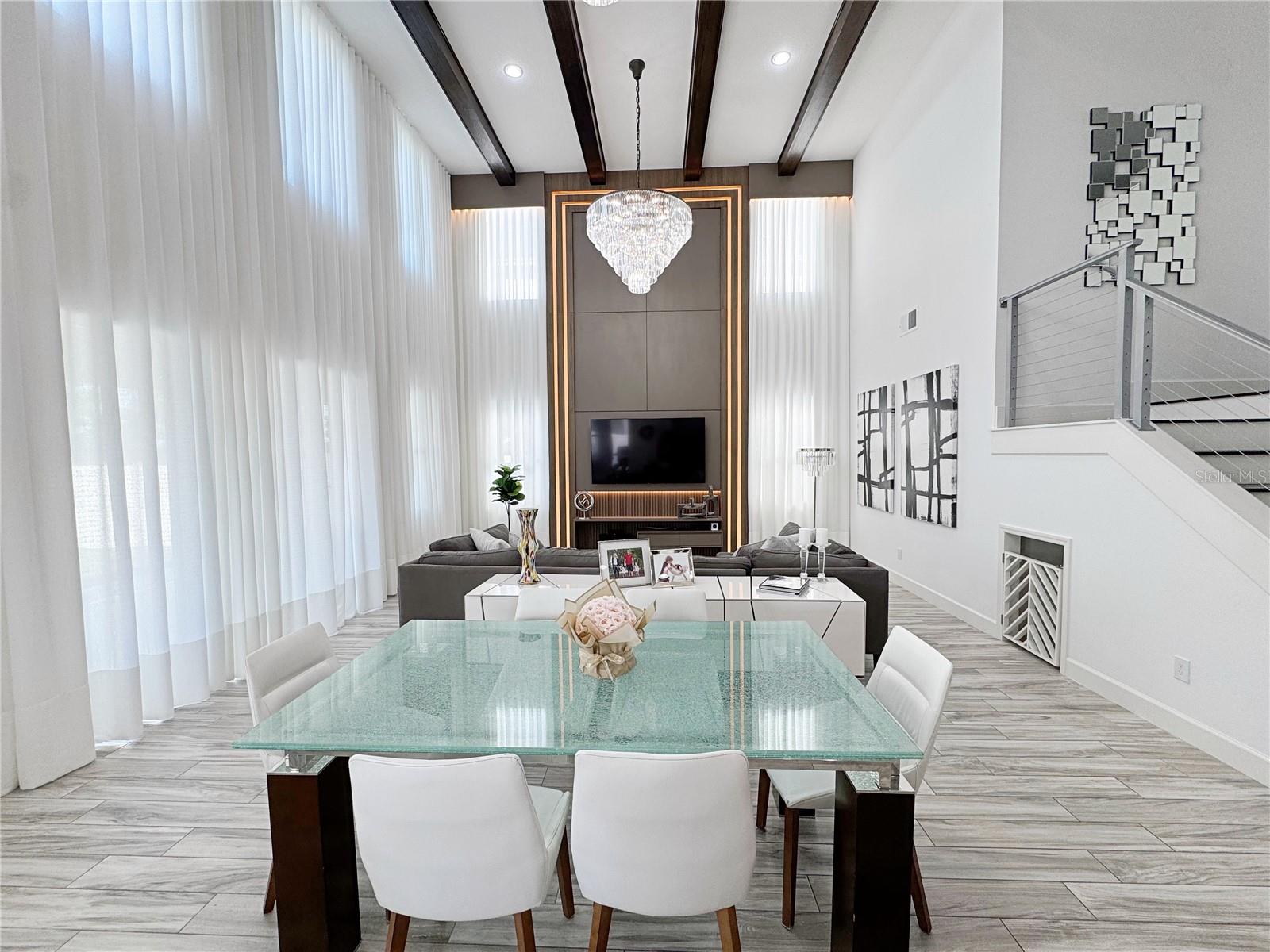 6160 HAMLIN RESERVE BLVD