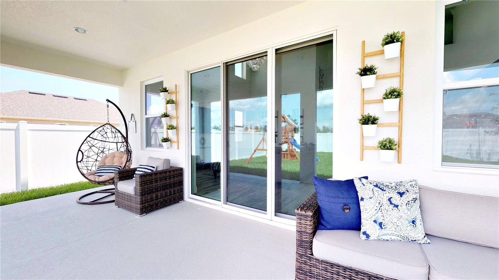 6160 HAMLIN RESERVE BLVD